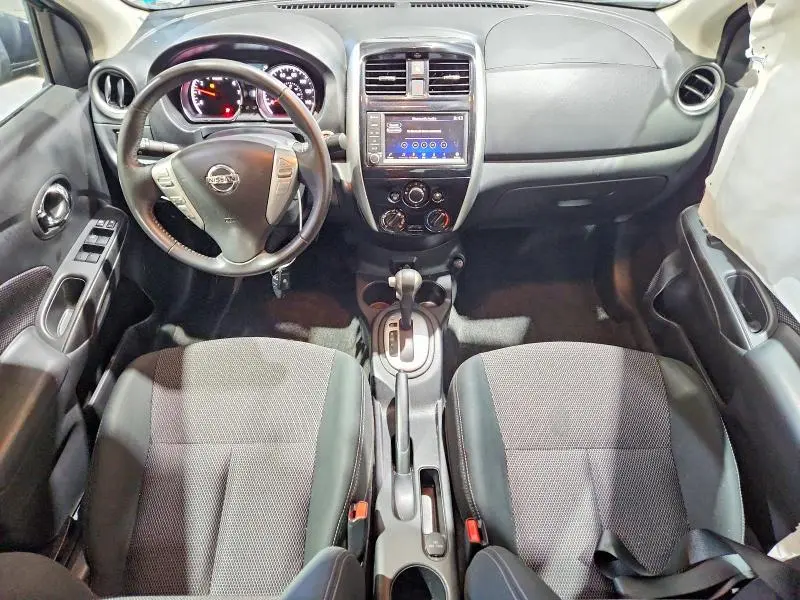 2019 NISSAN VERSA SV  