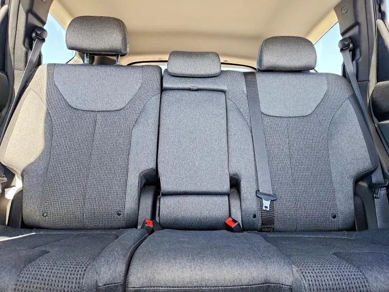 2021 HYUNDAI SANTA FE SE  