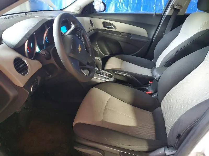 2011 CHEVROLET CRUZE LS  