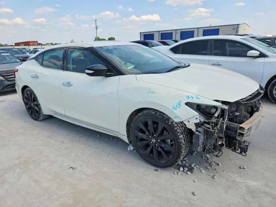 2017 NISSAN MAXIMA 3.5 SR  
