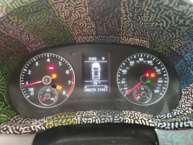 2013 VOLKSWAGEN PASSAT SE  