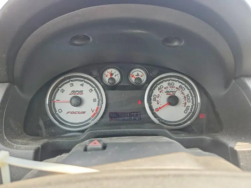 2011 FORD FOCUS SE  