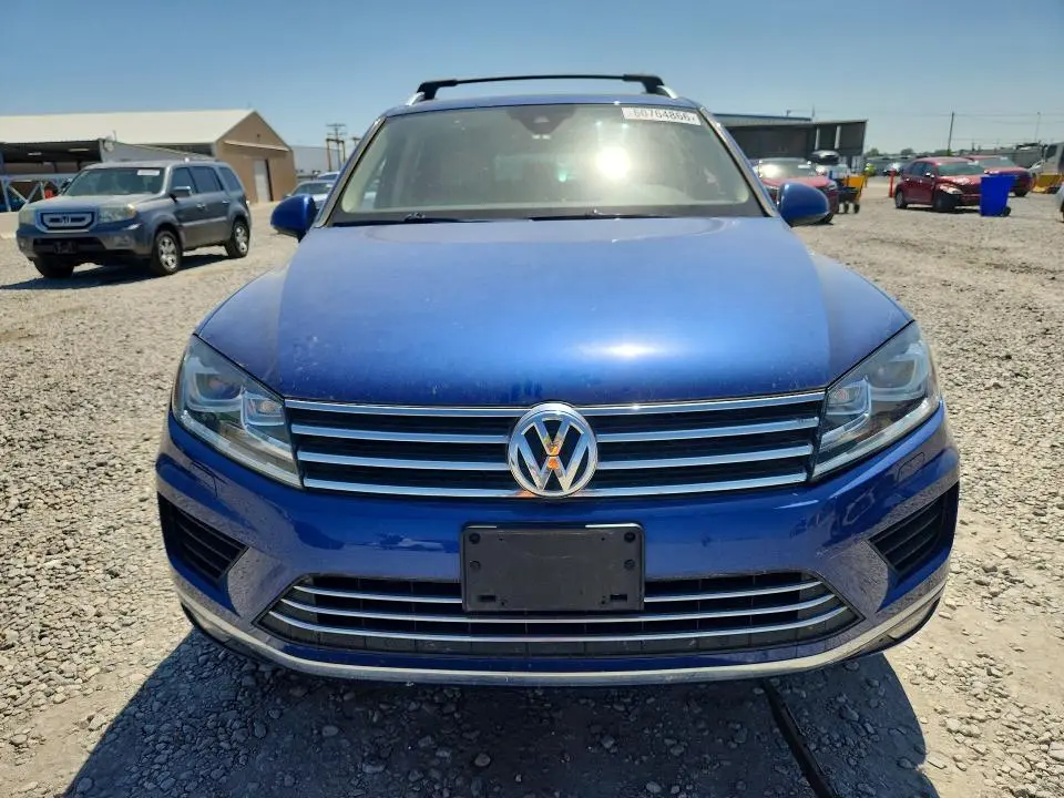 2016 VOLKSWAGEN TOUAREG SPORT  
