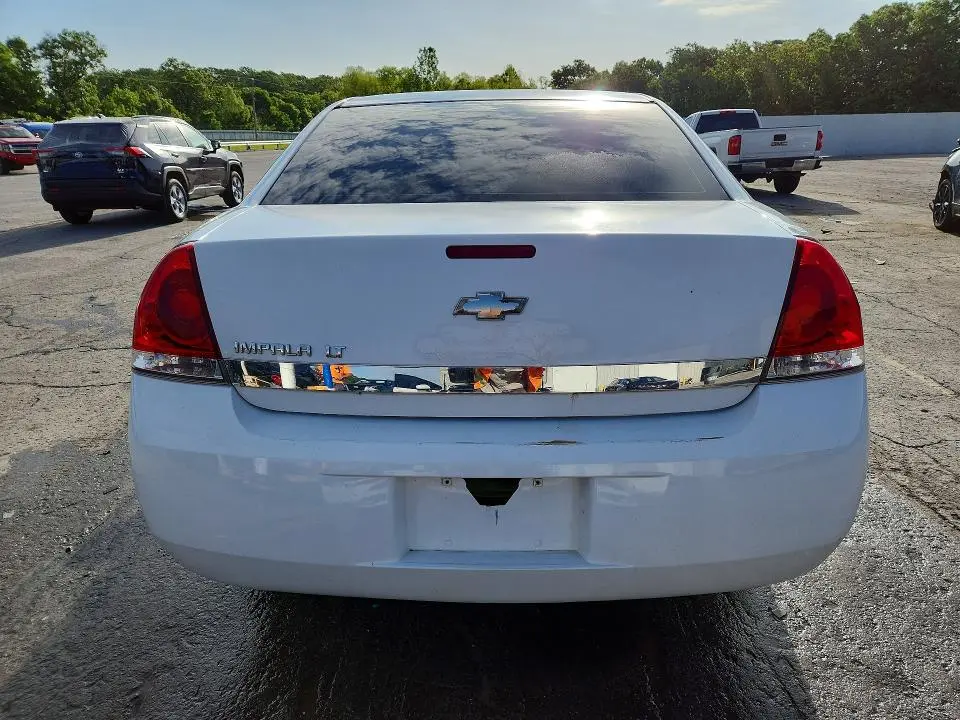 2010 CHEVROLET IMPALA LT  