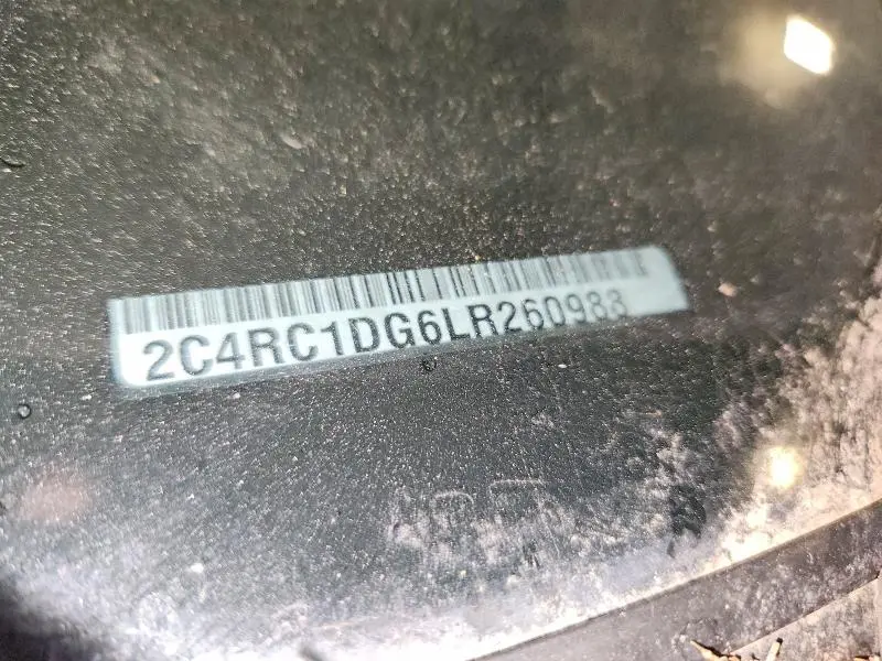2020 CHRYSLER VOYAGER LXI  