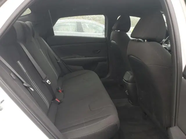 2025 HYUNDAI ELANTRA BLUE  