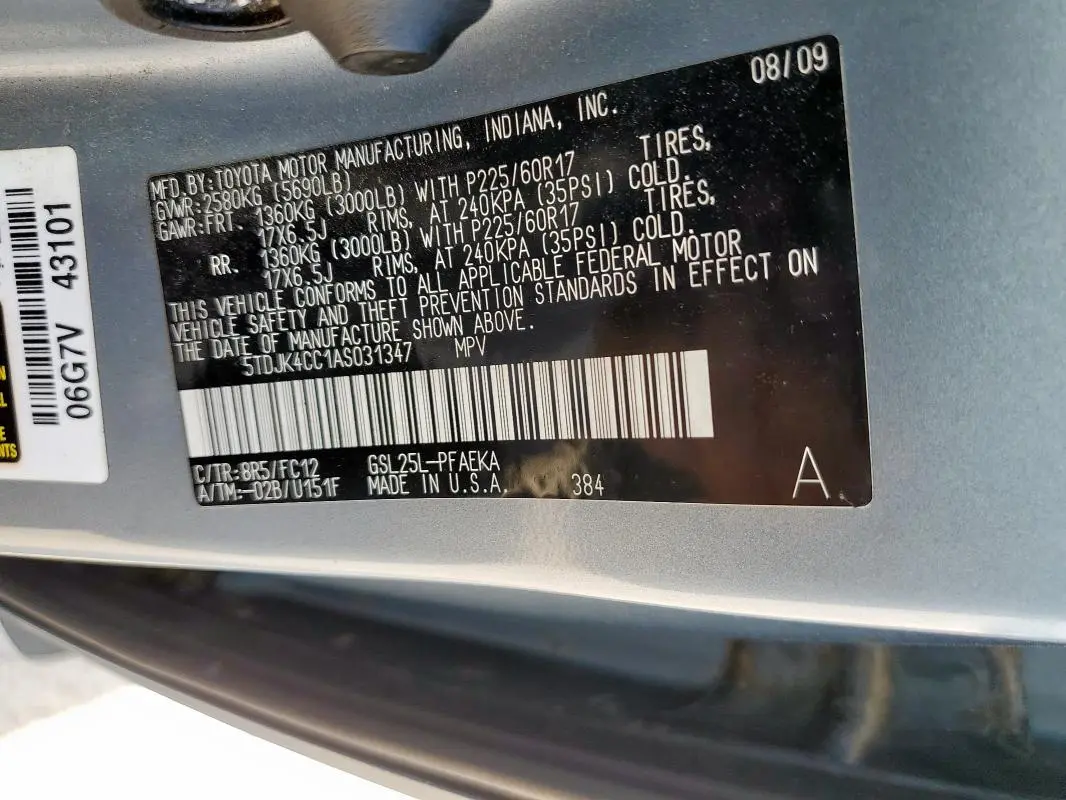 2010 TOYOTA SIENNA LE  