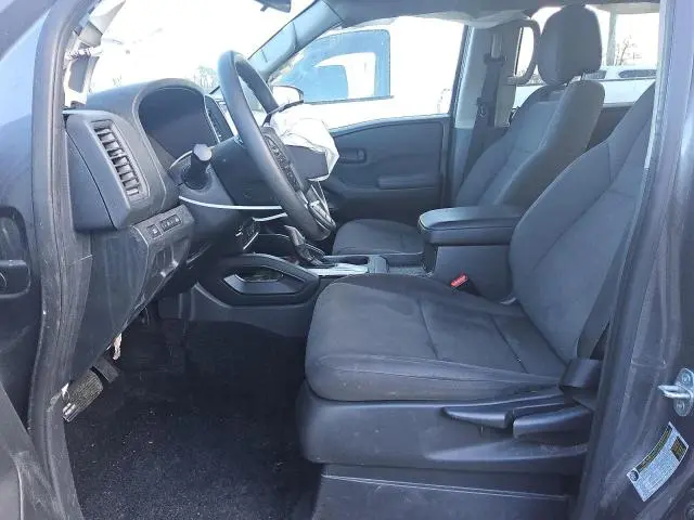 2022 NISSAN FRONTIER S  