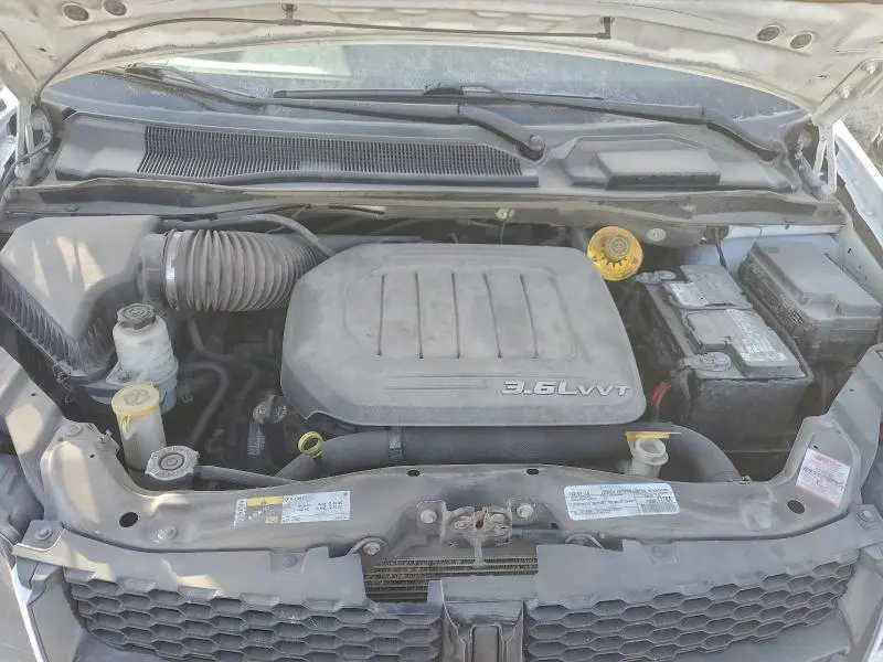 2015 DODGE GRAND CARAVAN SE  