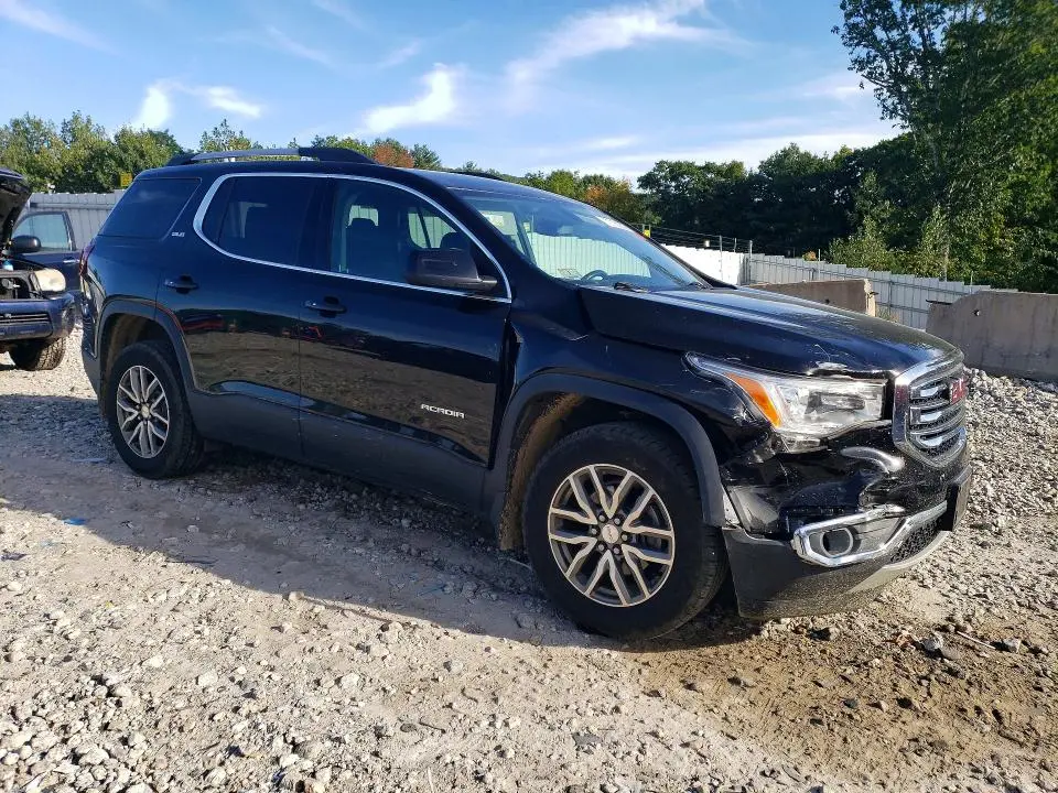 2017 GMC ACADIA SLE  
