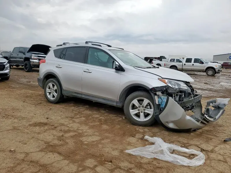 2014 TOYOTA RAV4 XLE  