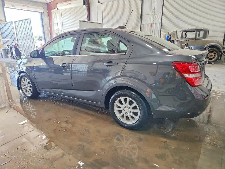 2020 CHEVROLET SONIC LT  