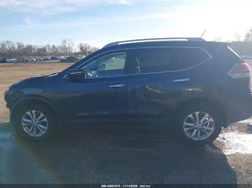 2015 NISSAN ROGUE SV