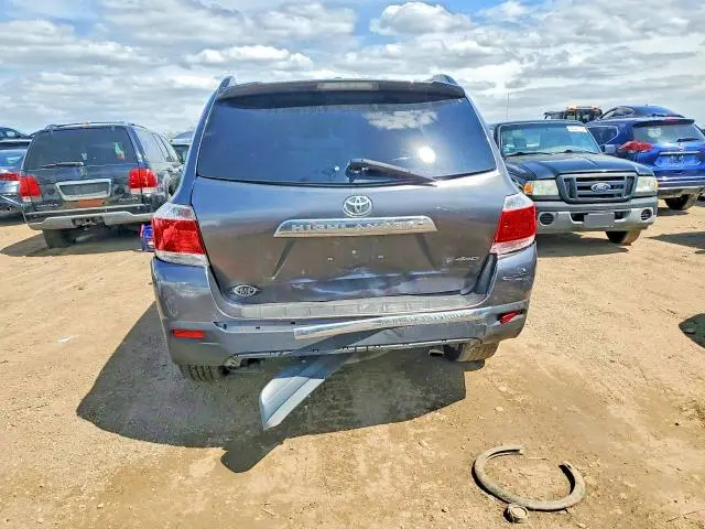 2011 TOYOTA HIGHLANDER LIMITED  