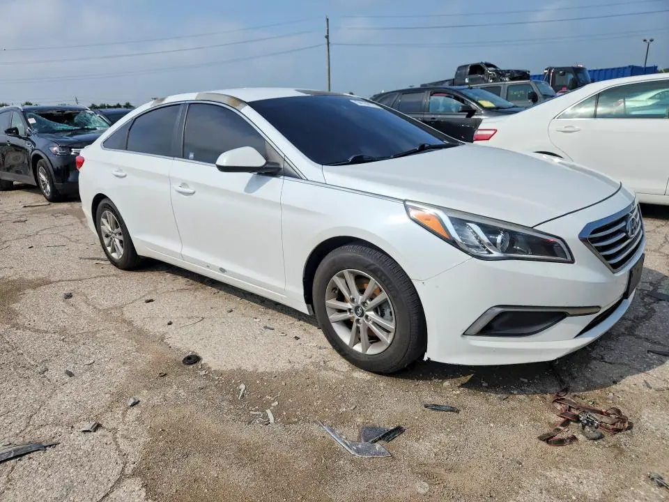 2016 HYUNDAI SONATA SE  