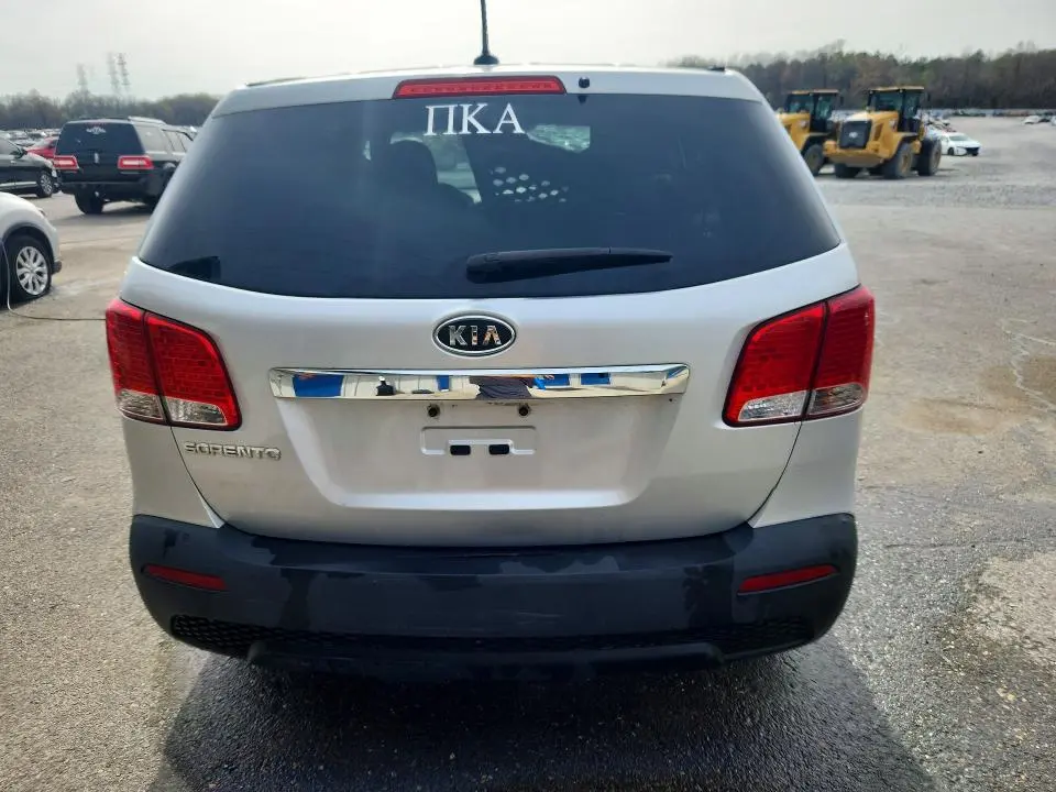 2012 KIA SORENTO LX  