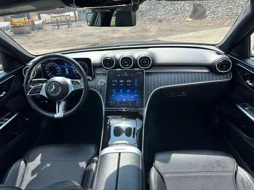 2023 MERCEDES-BENZ C 300  