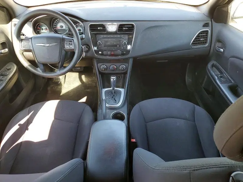2013 CHRYSLER 200 LX  