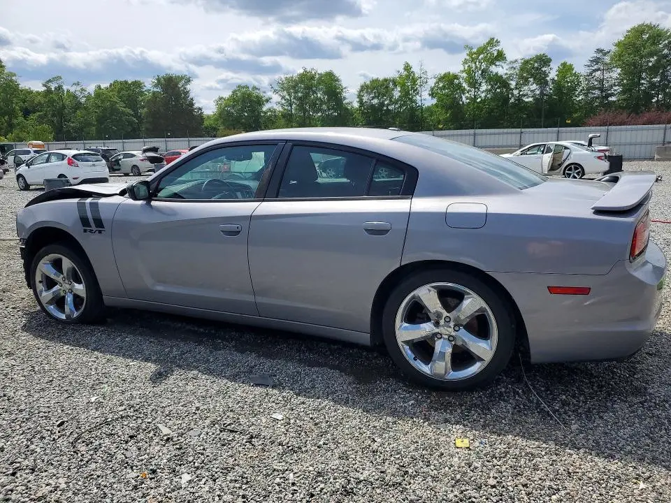 2013 DODGE CHARGER R  
