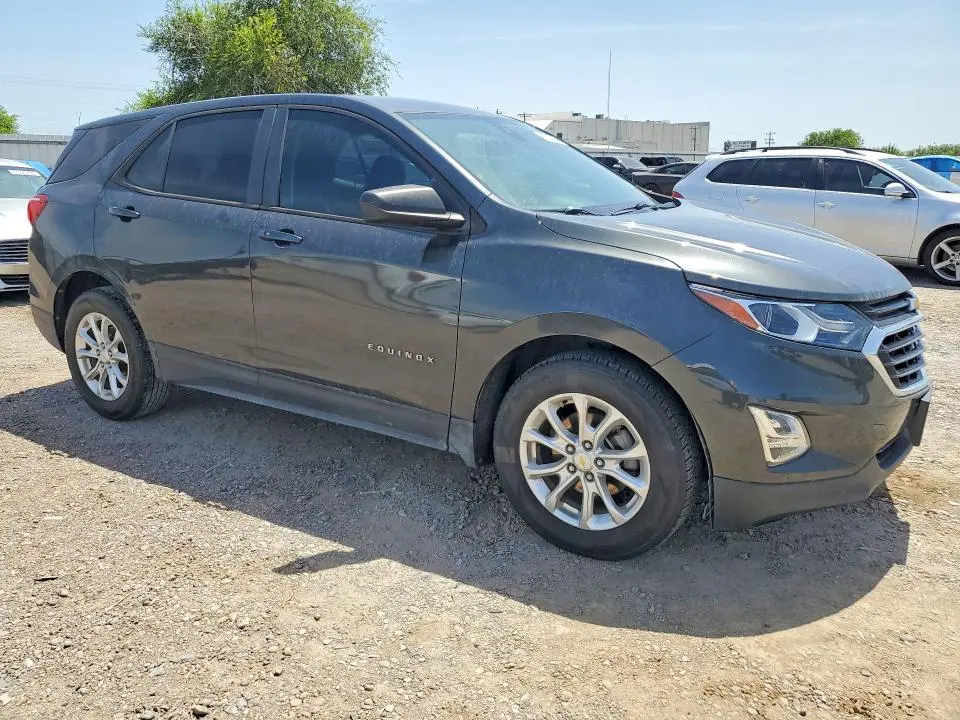 2020 CHEVROLET EQUINOX LS  