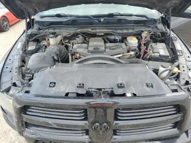 2016 RAM 2500 SLT  