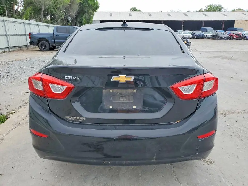 2018 CHEVROLET CRUZE LS  