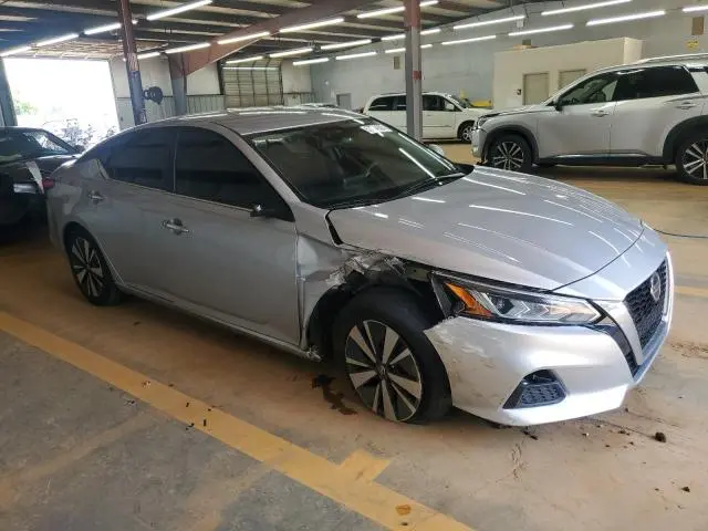 2021 NISSAN ALTIMA SV  
