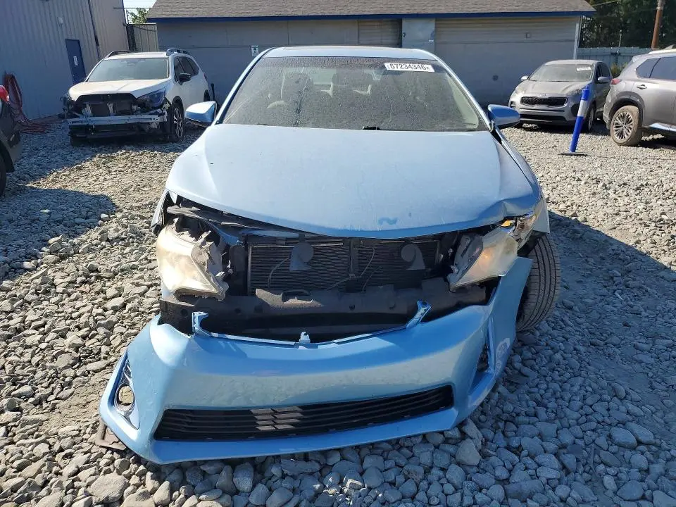 2013 TOYOTA CAMRY XLE  