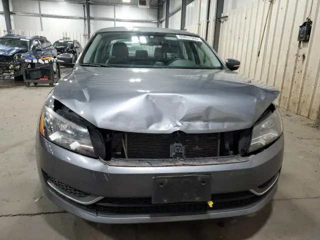 2013 VOLKSWAGEN PASSAT SE  