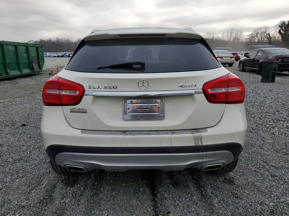 2015 MERCEDES-BENZ GLA 250 4MATIC  