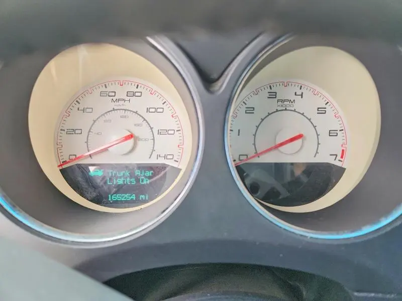 2013 DODGE CHALLENGER SXT  