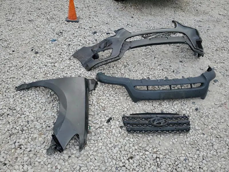 2012 HYUNDAI SANTA FE LIMITED  