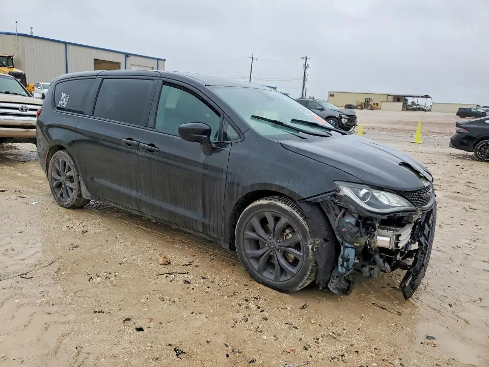 2019 CHRYSLER PACIFICA TOURING PLUS  
