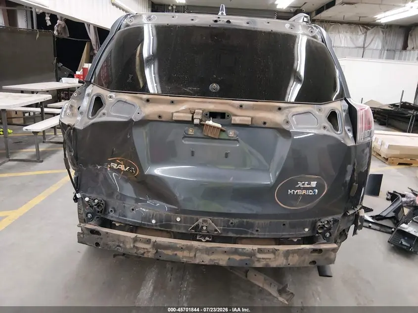 2018 TOYOTA RAV4 HYBRID XLE