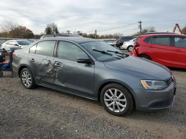 2011 VOLKSWAGEN JETTA SE  