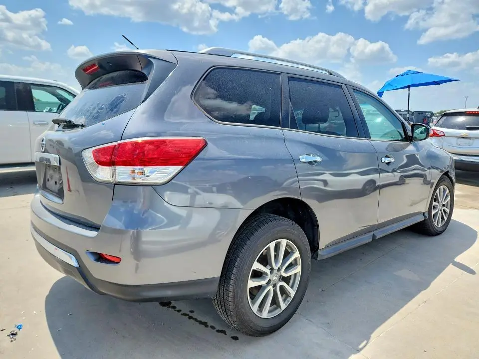 2016 NISSAN PATHFINDER S  