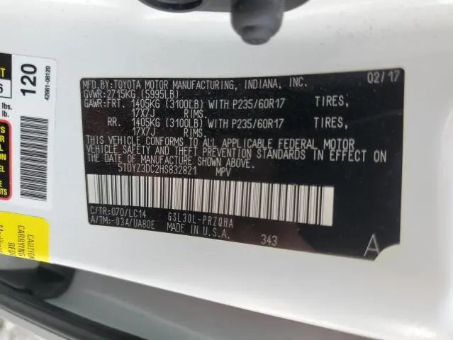 2017 TOYOTA SIENNA XLE  