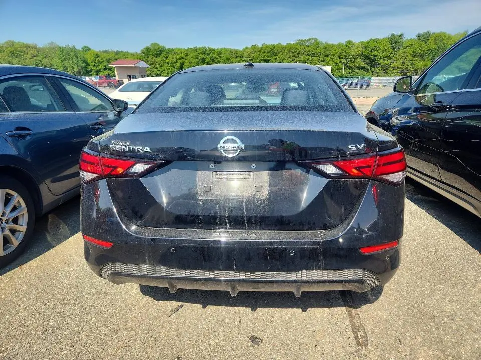 2020 NISSAN SENTRA SV  
