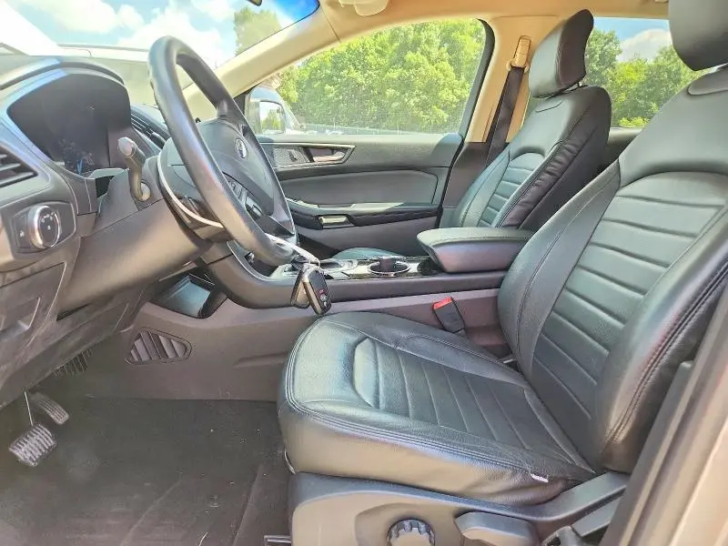 2017 FORD EDGE SE  