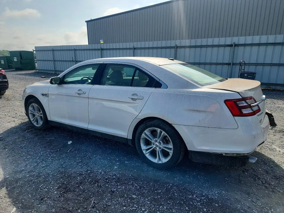 2018 FORD TAURUS SEL  