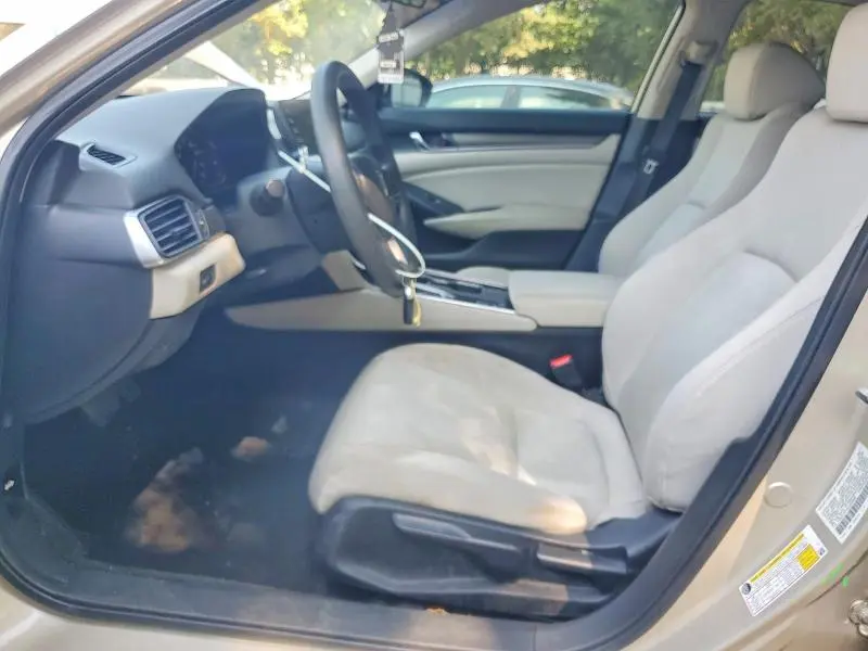 2018 HONDA ACCORD LX  