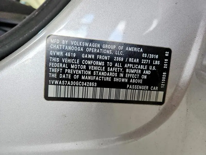 2016 VOLKSWAGEN PASSAT S  