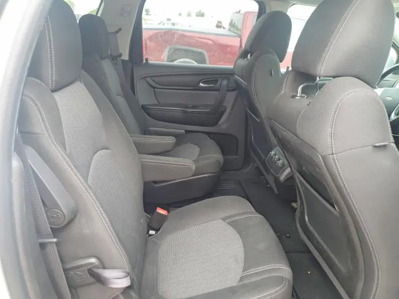 2014 CHEVROLET TRAVERSE LT  
