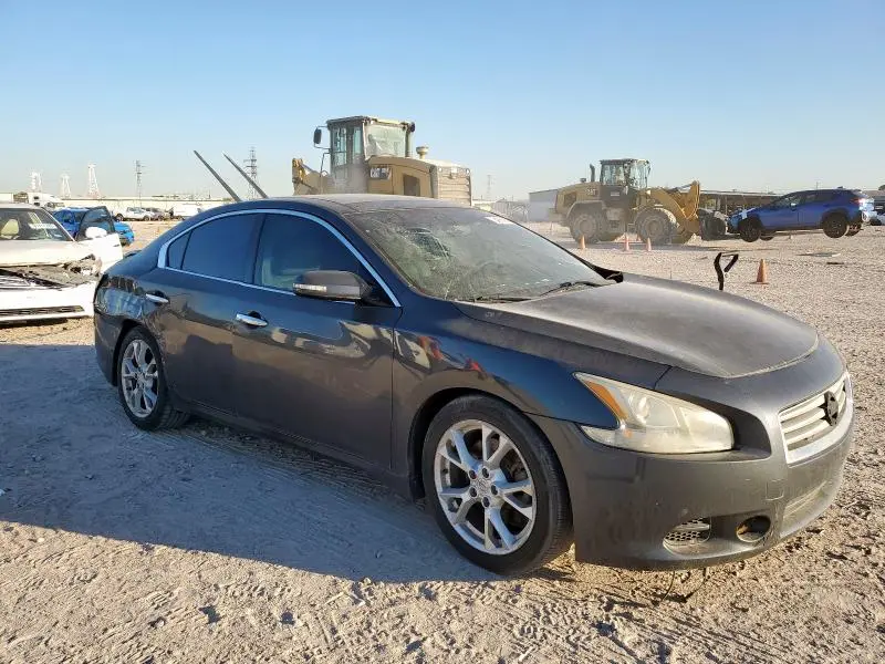 2012 NISSAN MAXIMA S  