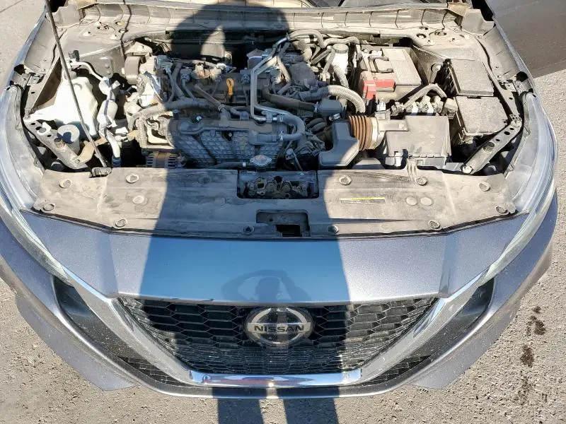 2022 NISSAN ALTIMA SL  