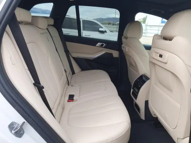 2022 BMW X5 XDRIVE45E  