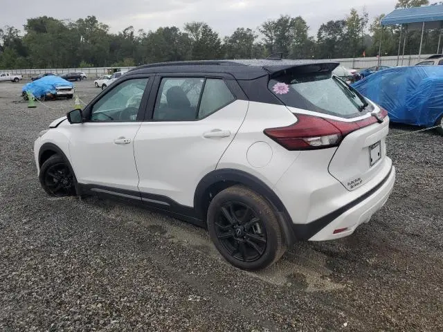 2023 NISSAN KICKS SR  