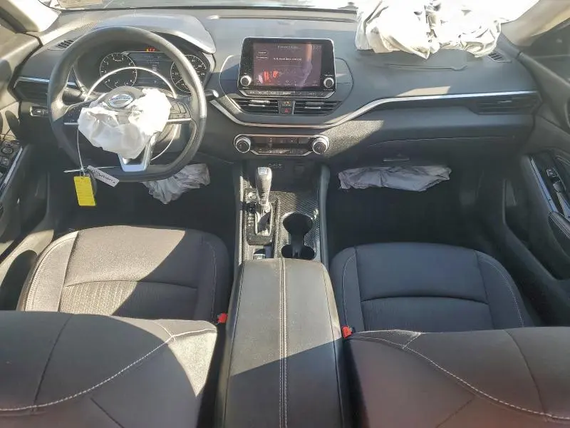 2021 NISSAN ALTIMA SV  