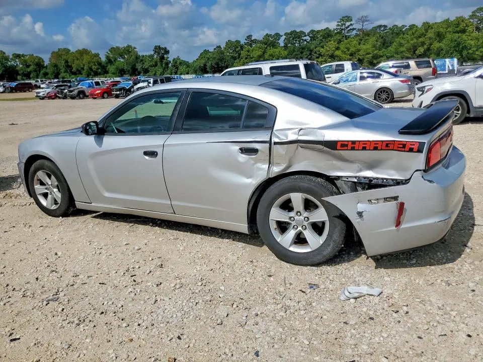 2012 DODGE CHARGER SE  