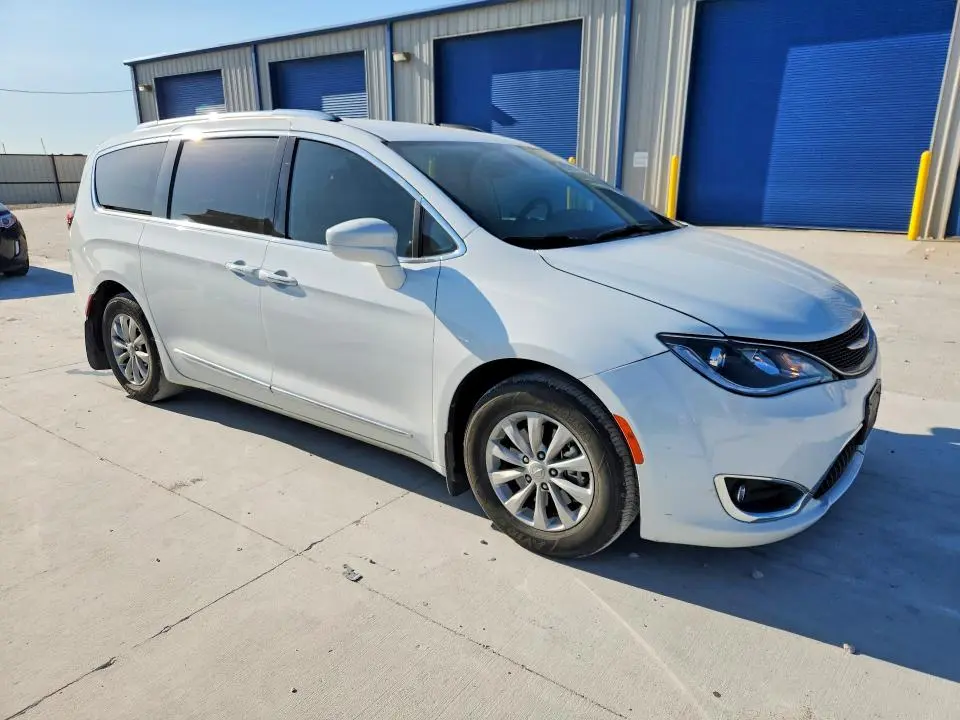 2019 CHRYSLER PACIFICA TOURING L  